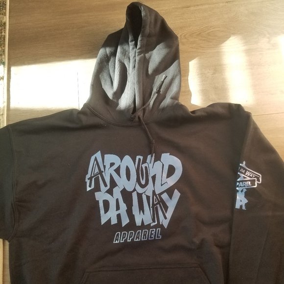 Hoodies/Sweatshirts - Picture 13 of 14